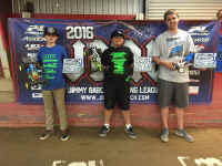 2wd Rookie.JPG (107884 bytes)